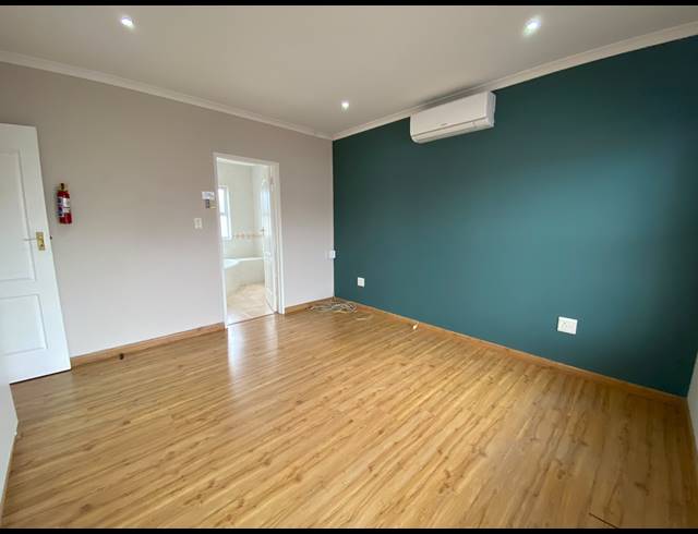 3 BEDROOM FREESTANDING TO LET IN PARKLANDS